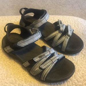 Women’s Teva sandals.